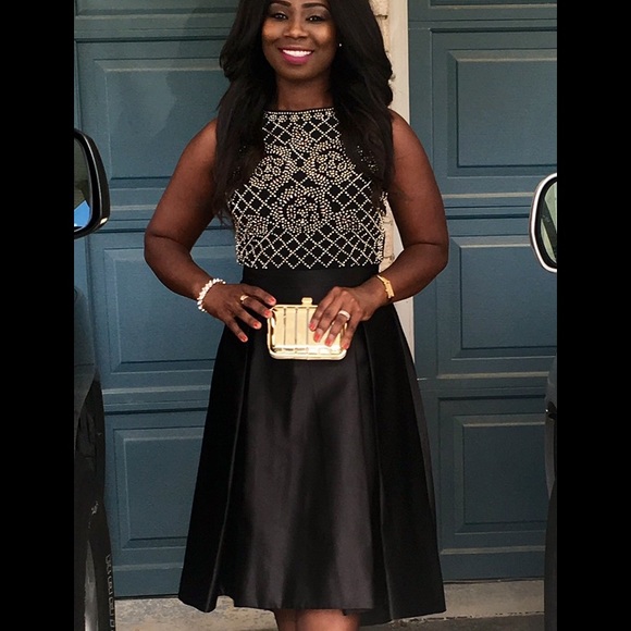 Little black dress - Picture 1 of 4